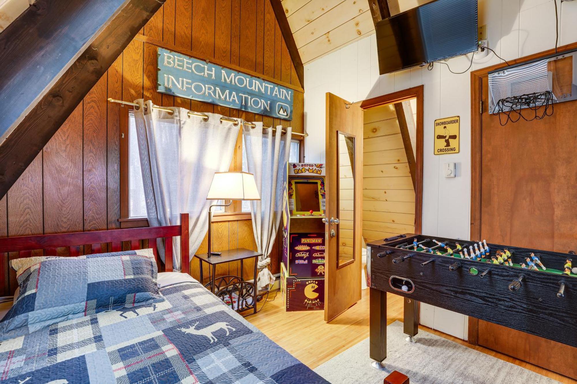 A-Frame Cabin With Hot Tub 1 Mi To Beech Mountain! Buitenkant foto