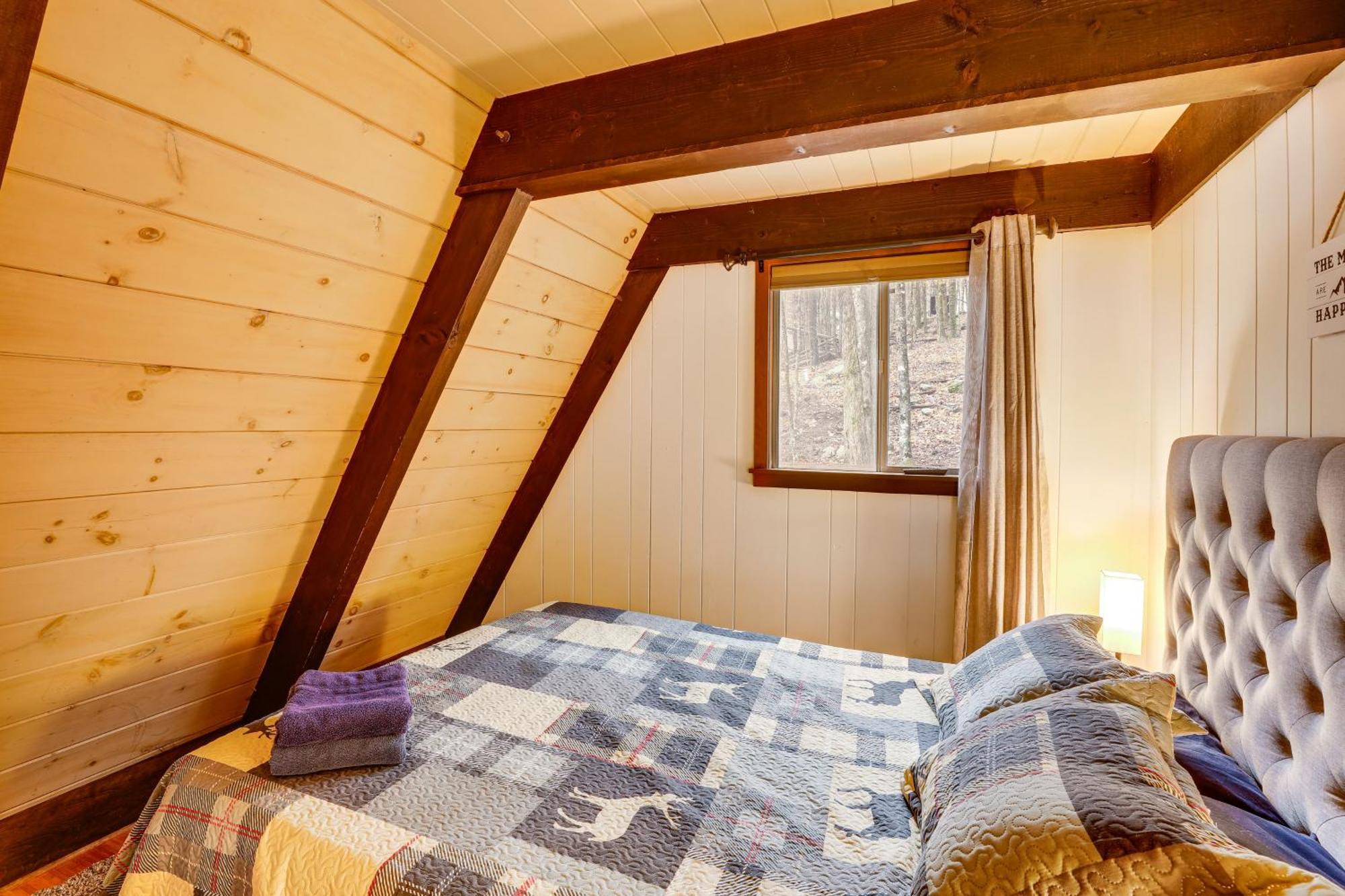 A-Frame Cabin With Hot Tub 1 Mi To Beech Mountain! Buitenkant foto